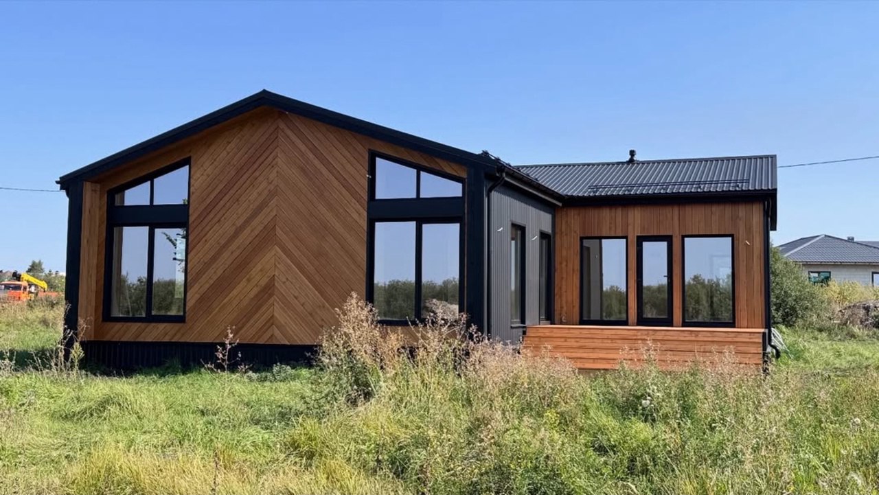 Проект дома BARNHOUSE с площадью застройки 195 м²